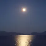 Ξενοδοχείο Ionio 2*