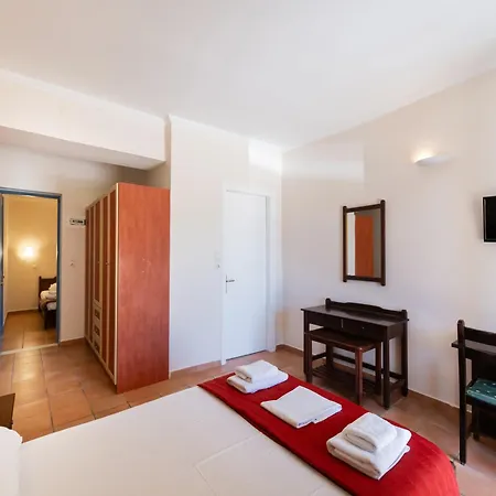 Ionio Hotel Nikiana