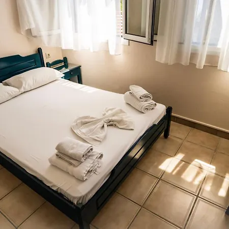Ionio Hotel 2*