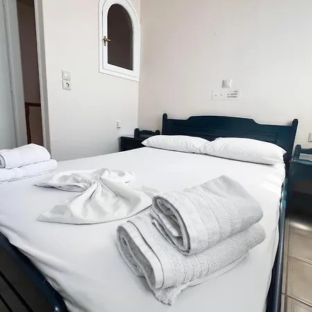 Ionio Hotel 2*
